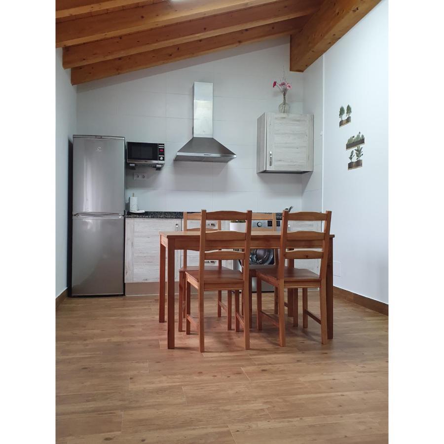 Bilona - La Colina Apartment อาร์นูเอโร ภายนอก รูปภาพ